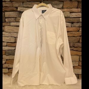 White Stafford Dress Shirt. Big & Tall 18.5 38-39